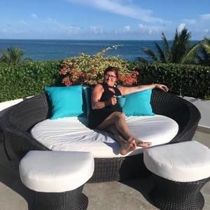 Meet your Posher, Eileen